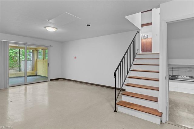2051 Royall Drive, Winston-salem, NC 27106