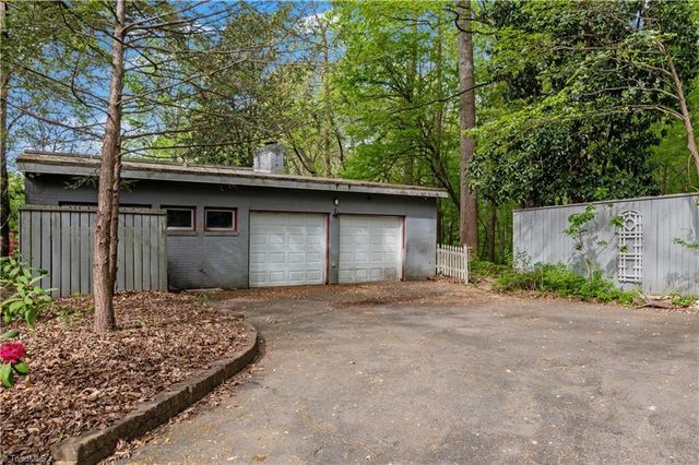 2051 Royall Drive, Winston-salem, NC 27106