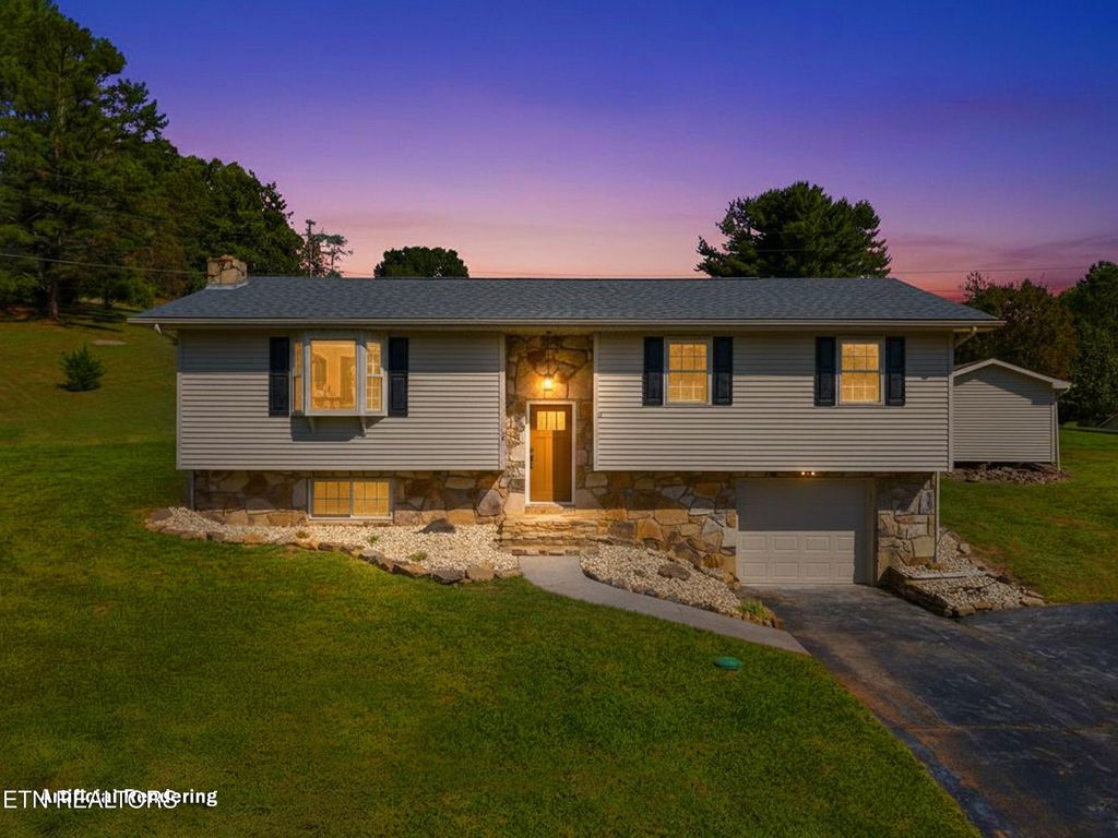 136 Cardwell Drive Drive, Tazewell, TN 37879