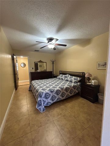 10037 62ND TERRACE N 15, St Petersburg, FL 33708