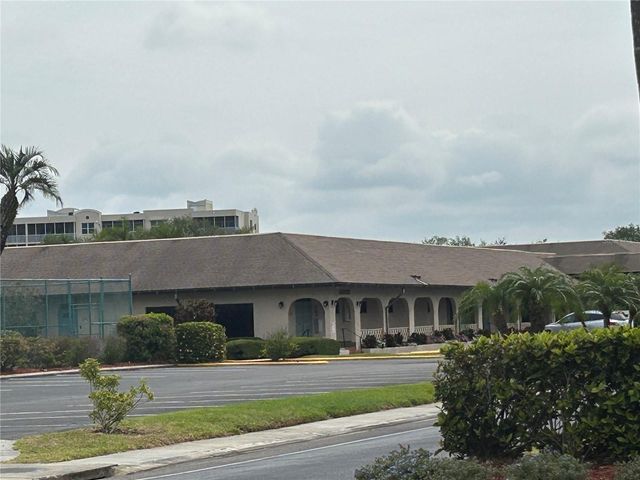 10037 62ND TERRACE N 15, St Petersburg, FL 33708