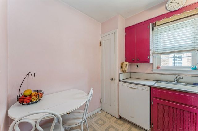 71 Floral Boulevard, Floral Park, NY 11001
