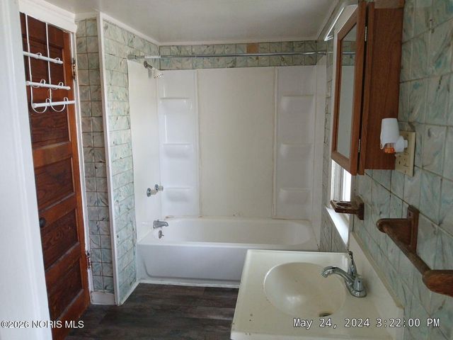 4139 Walker Avenue, Toledo, OH 43612