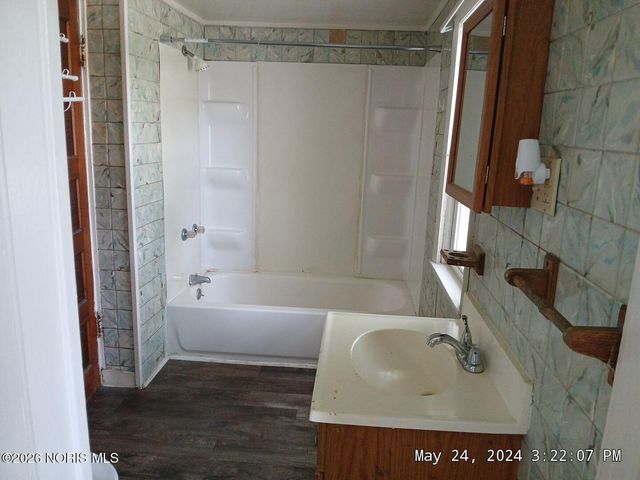 4139 Walker Avenue, Toledo, OH 43612