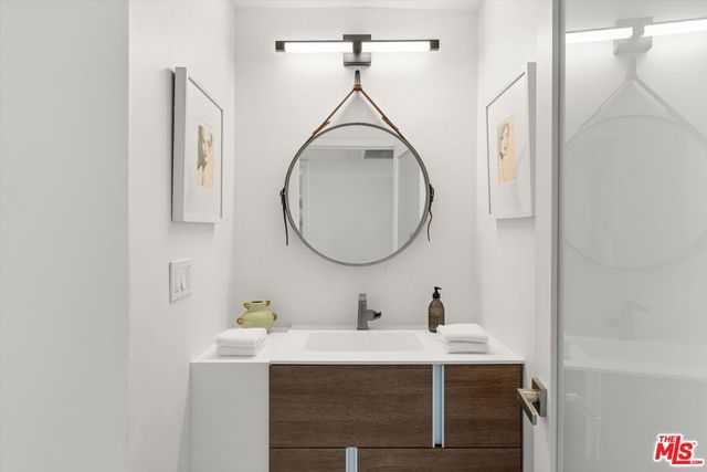 10501 Wilshire Boulevard 1710, Los Angeles, CA 90024