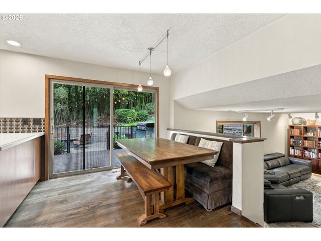 780 Nw TORREY VIEW Ln, Portland, OR 97229