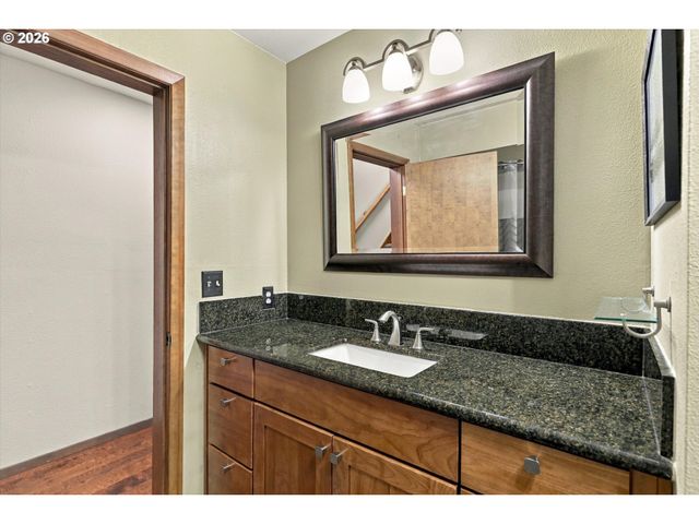 780 Nw TORREY VIEW Ln, Portland, OR 97229