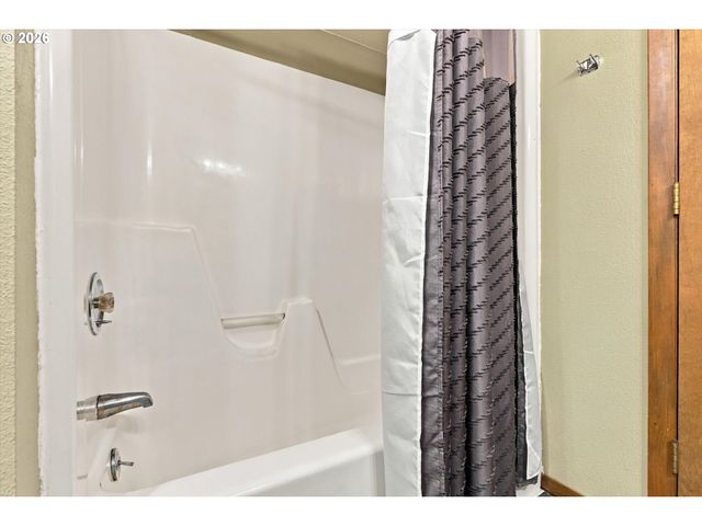 780 Nw TORREY VIEW Ln, Portland, OR 97229