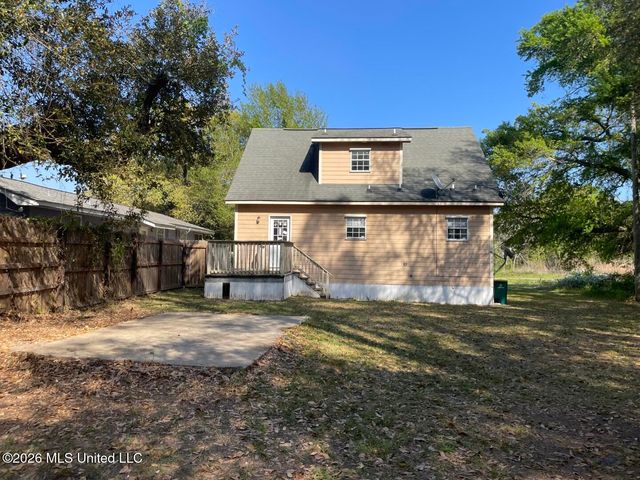 111 N Lang Avenue, Long Beach, MS 39560