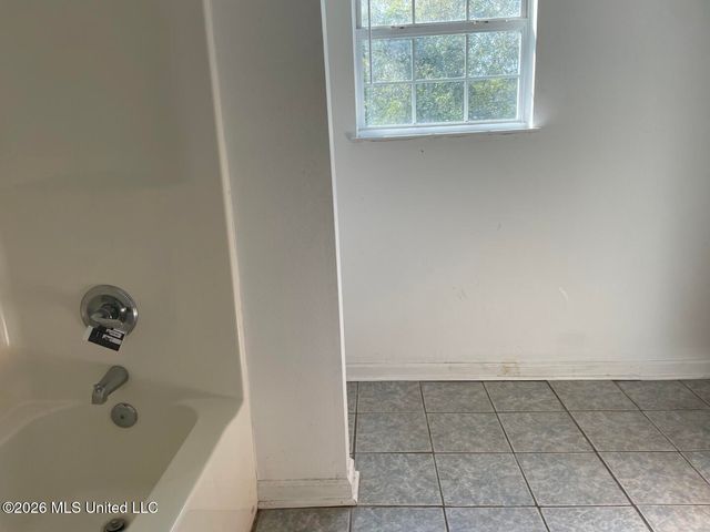 111 N Lang Avenue, Long Beach, MS 39560