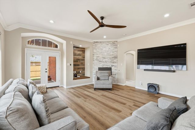 9436 Ponderosa Trail, Irving, TX 75063