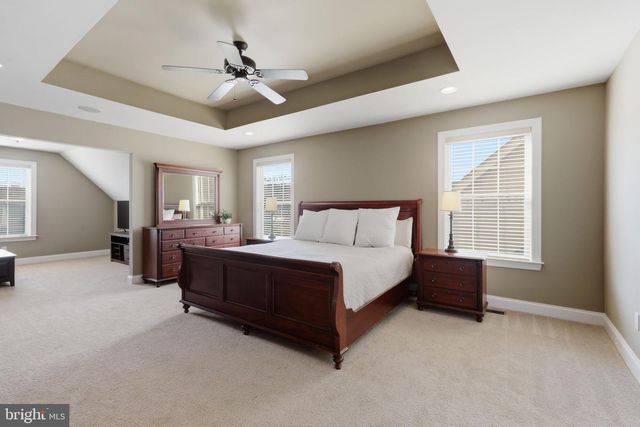 1319 JAMESTOWN DR, Romansville, PA 19320