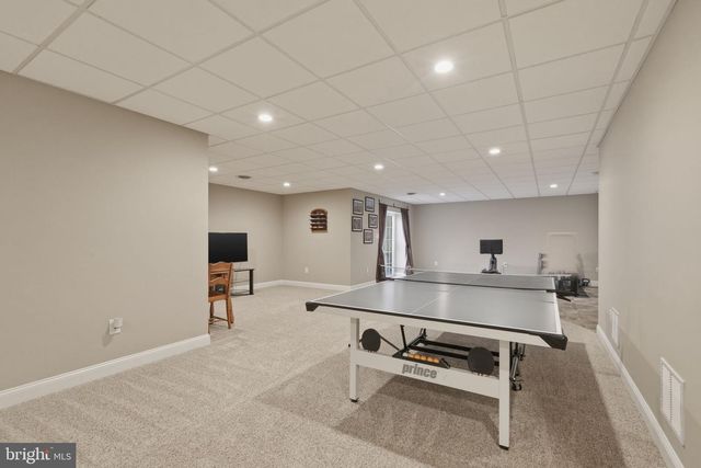 1319 JAMESTOWN DR, Romansville, PA 19320