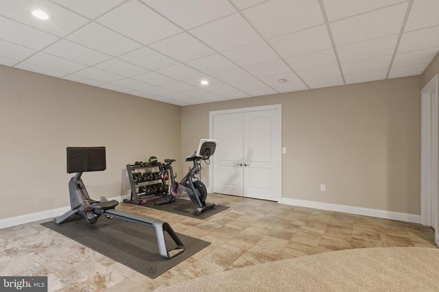 1319 JAMESTOWN DR, Romansville, PA 19320