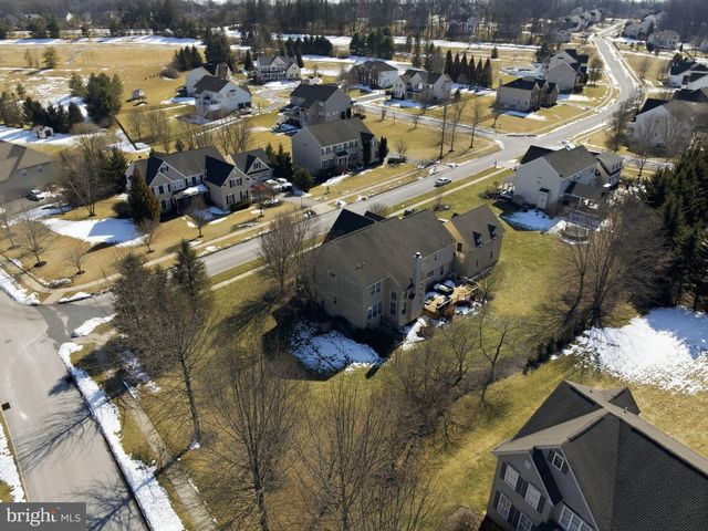 1319 JAMESTOWN DR, Romansville, PA 19320