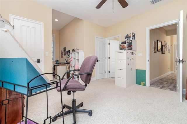 404 LONG AND WINDING ROAD, Howey In The Hills, FL 34737