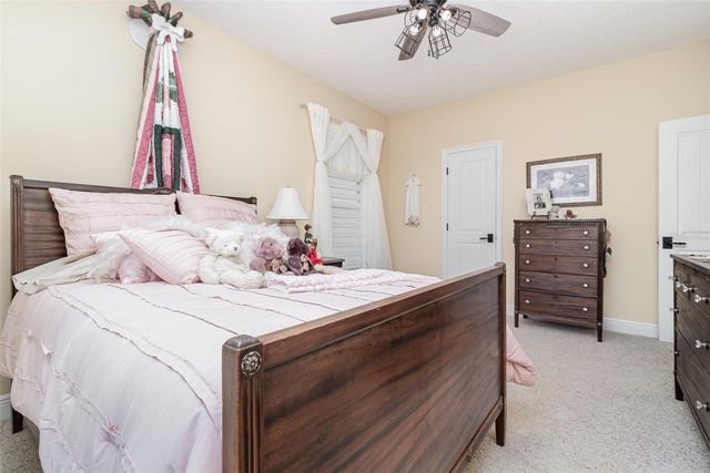 404 LONG AND WINDING ROAD, Howey In The Hills, FL 34737