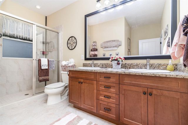 404 LONG AND WINDING ROAD, Howey In The Hills, FL 34737