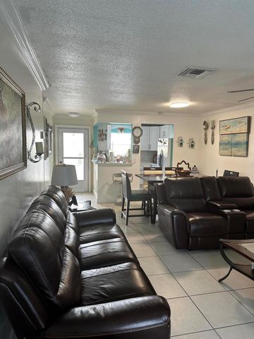 2847 Ashley Drive W H, West Palm Beach, FL 33415