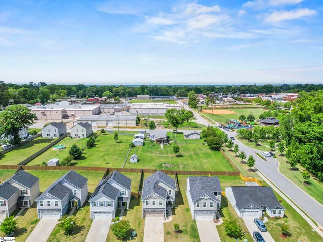 810 Purcell Drive, Woodruff, SC 29388