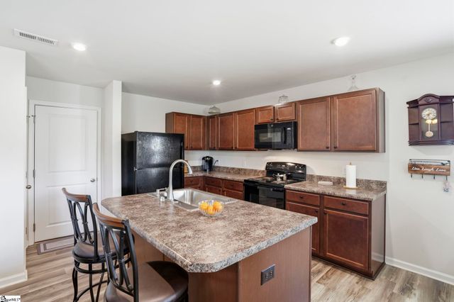 810 Purcell Drive, Woodruff, SC 29388
