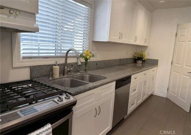 4563 Lexington, Los Angeles, CA 90029