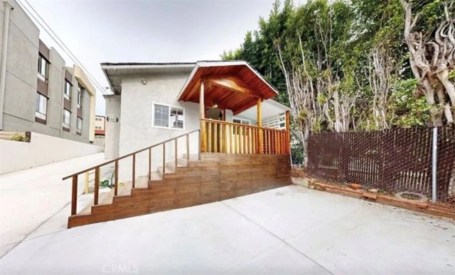 4563 Lexington, Los Angeles, CA 90029