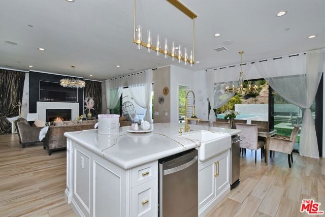 20779 W Liana Court, Porter Ranch (los Angeles), CA 91326