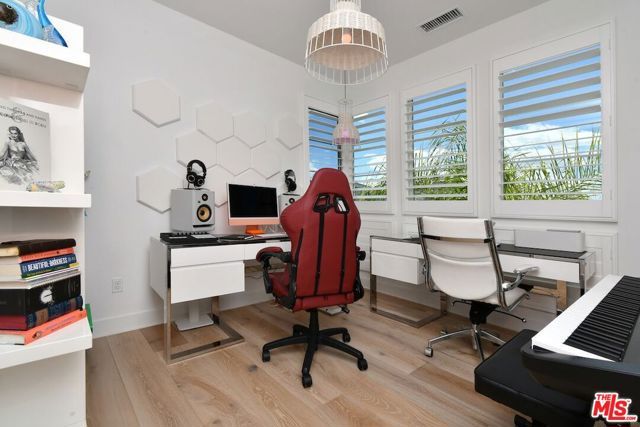 20779 W Liana Court, Porter Ranch (los Angeles), CA 91326