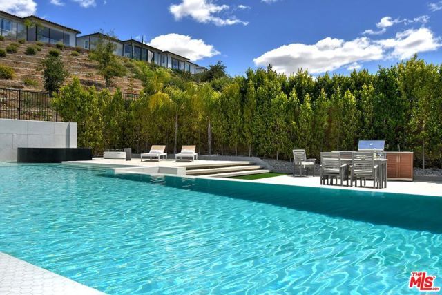20779 W Liana Court, Porter Ranch (los Angeles), CA 91326