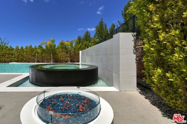 20779 W Liana Court, Porter Ranch (los Angeles), CA 91326