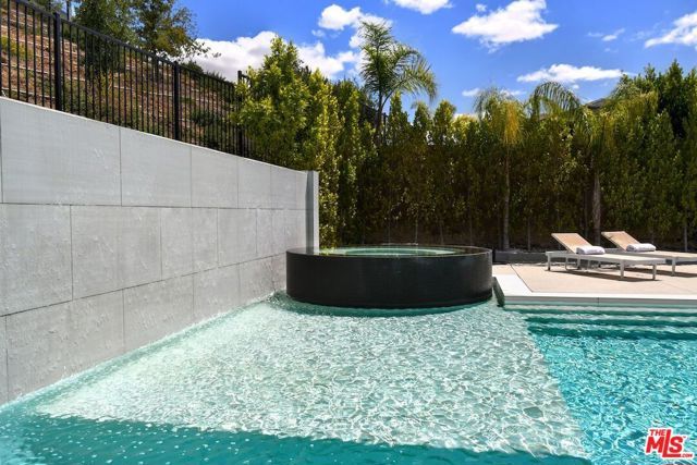 20779 W Liana Court, Porter Ranch (los Angeles), CA 91326