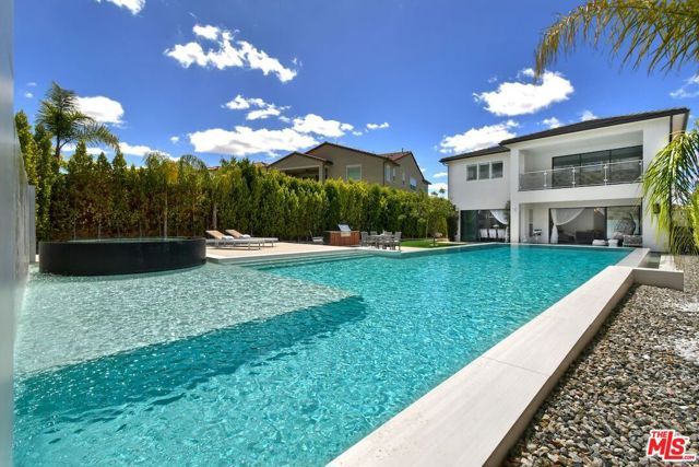 20779 W Liana Court, Porter Ranch (los Angeles), CA 91326