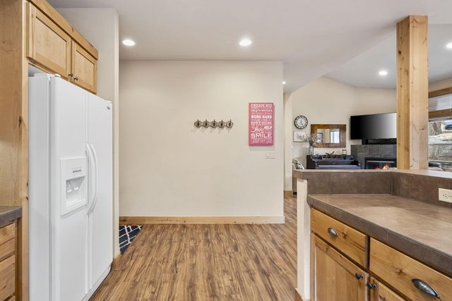 2737 NW Skyliners Road, Bend, OR 97703