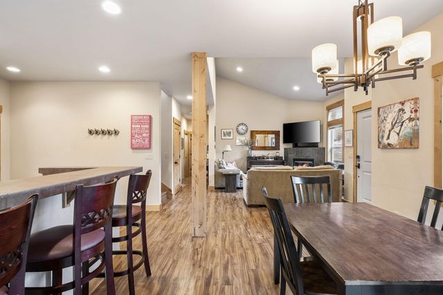 2737 NW Skyliners Road, Bend, OR 97703