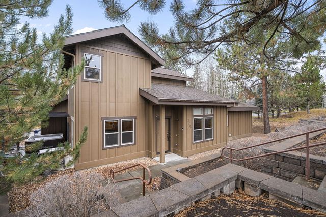 2737 NW Skyliners Road, Bend, OR 97703