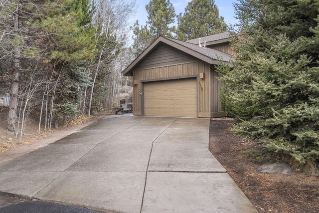 2737 NW Skyliners Road, Bend, OR 97703