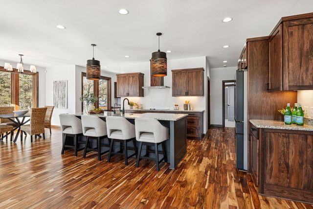 5534 Conifer Trail, Minnetonka, MN 55345