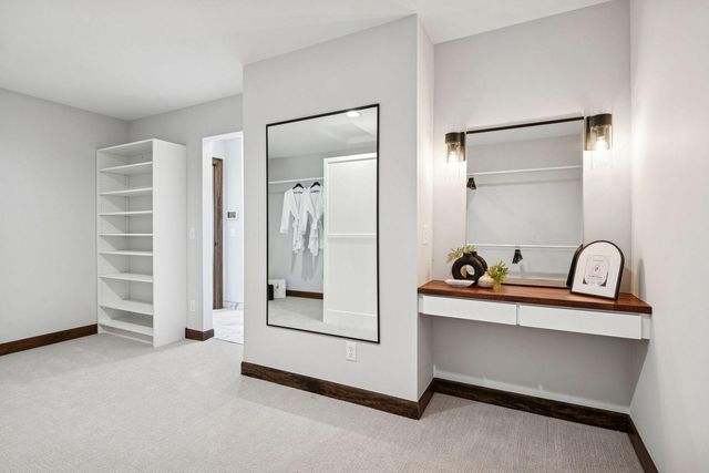 5534 Conifer Trail, Minnetonka, MN 55345