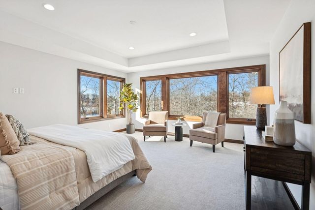 5534 Conifer Trail, Minnetonka, MN 55345