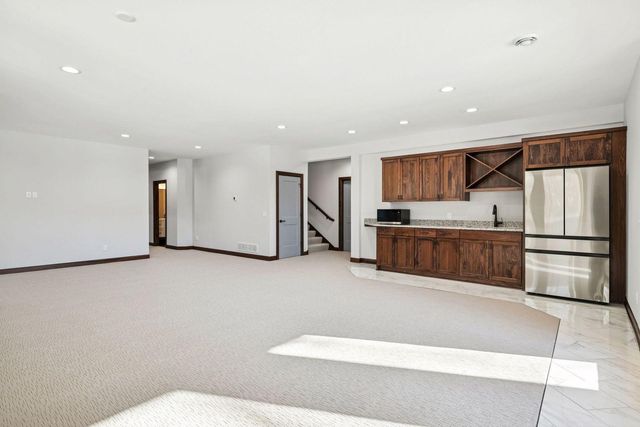 5534 Conifer Trail, Minnetonka, MN 55345