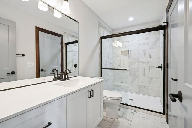 5534 Conifer Trail, Minnetonka, MN 55345