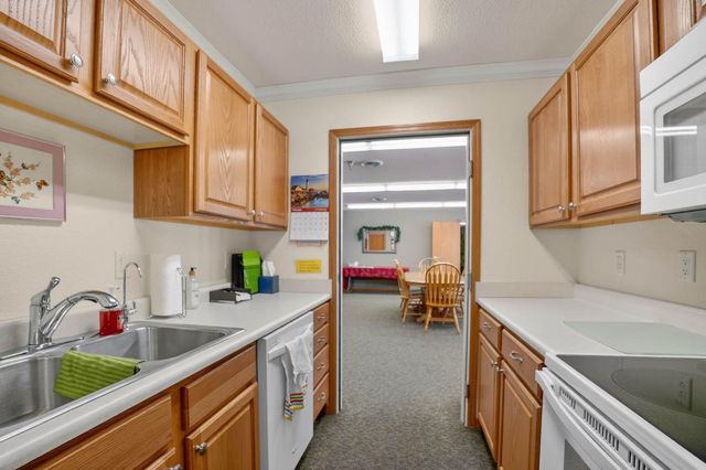 4124 Thresher Ct Unit 306, Cedar Falls, IA 50613