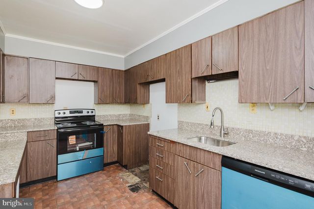 1036 MARLAU DR, Baltimore, MD 21212