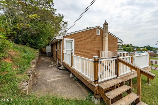 1063 Jessie Lane, Church Hill, TN 37642