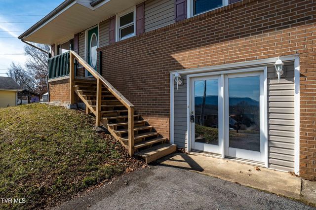 1063 Jessie Lane, Church Hill, TN 37642