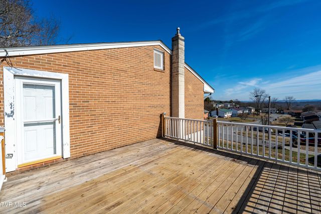 1063 Jessie Lane, Church Hill, TN 37642