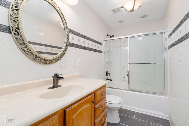 1063 Jessie Lane, Church Hill, TN 37642