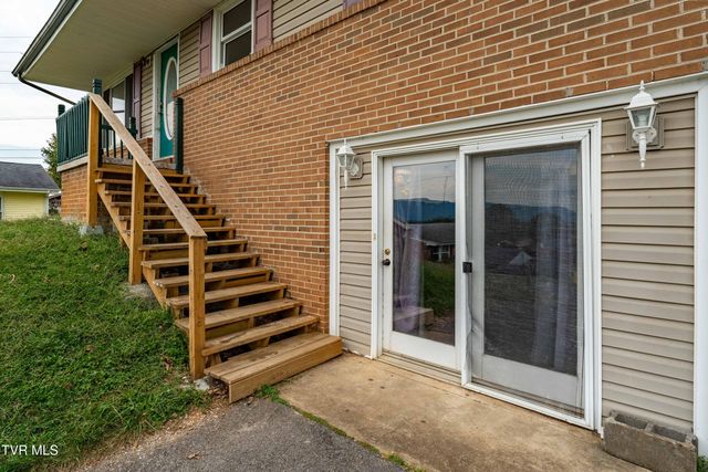 1063 Jessie Lane, Church Hill, TN 37642