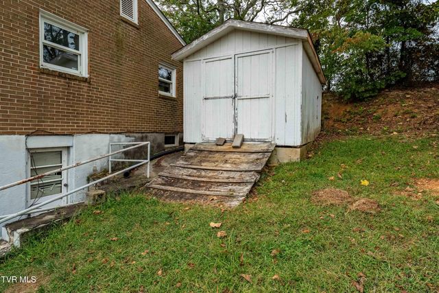 1063 Jessie Lane, Church Hill, TN 37642